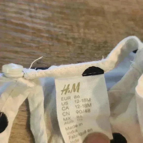 H&M Kids Polka Dot Short Sleeve Top with matching headband Size 12 to 18 months - Picture 4 of 5